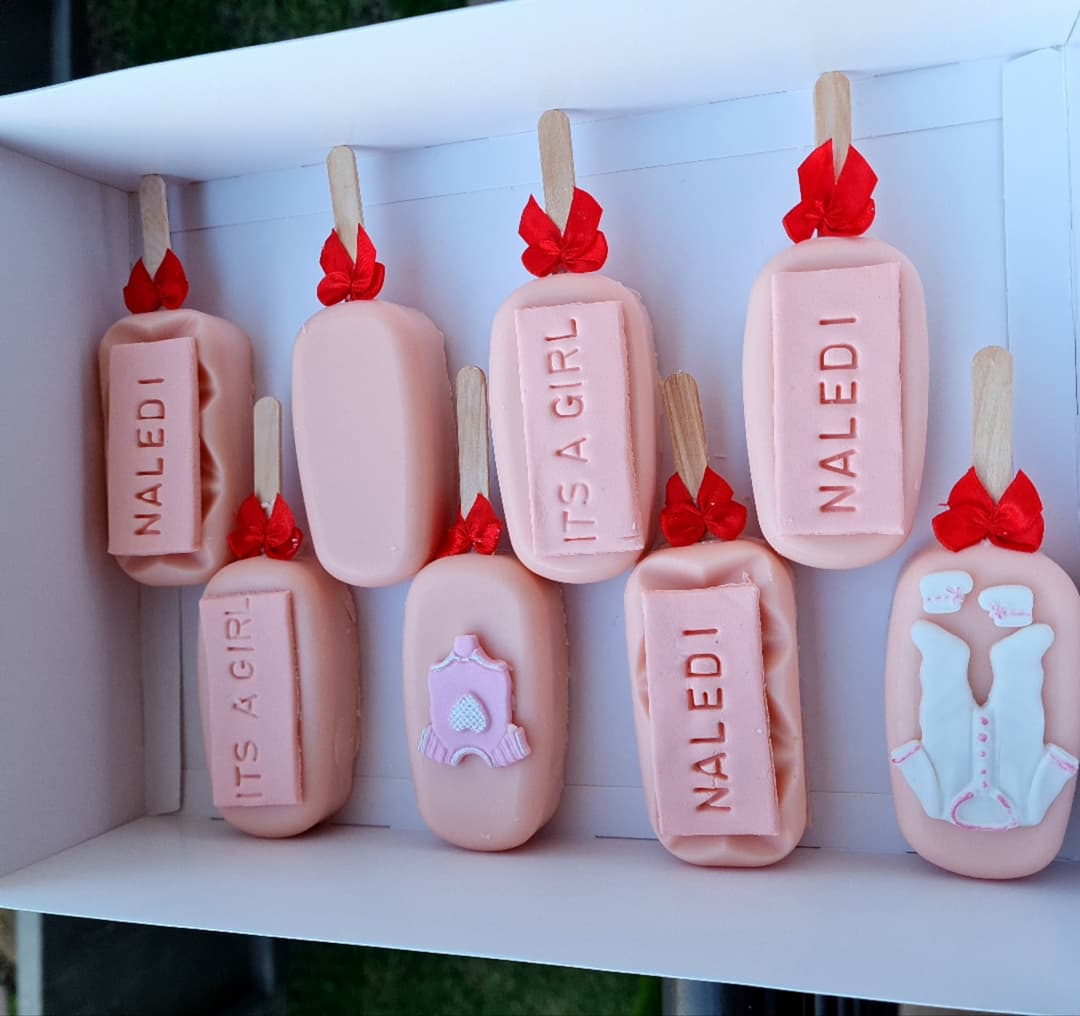 Cakesicles