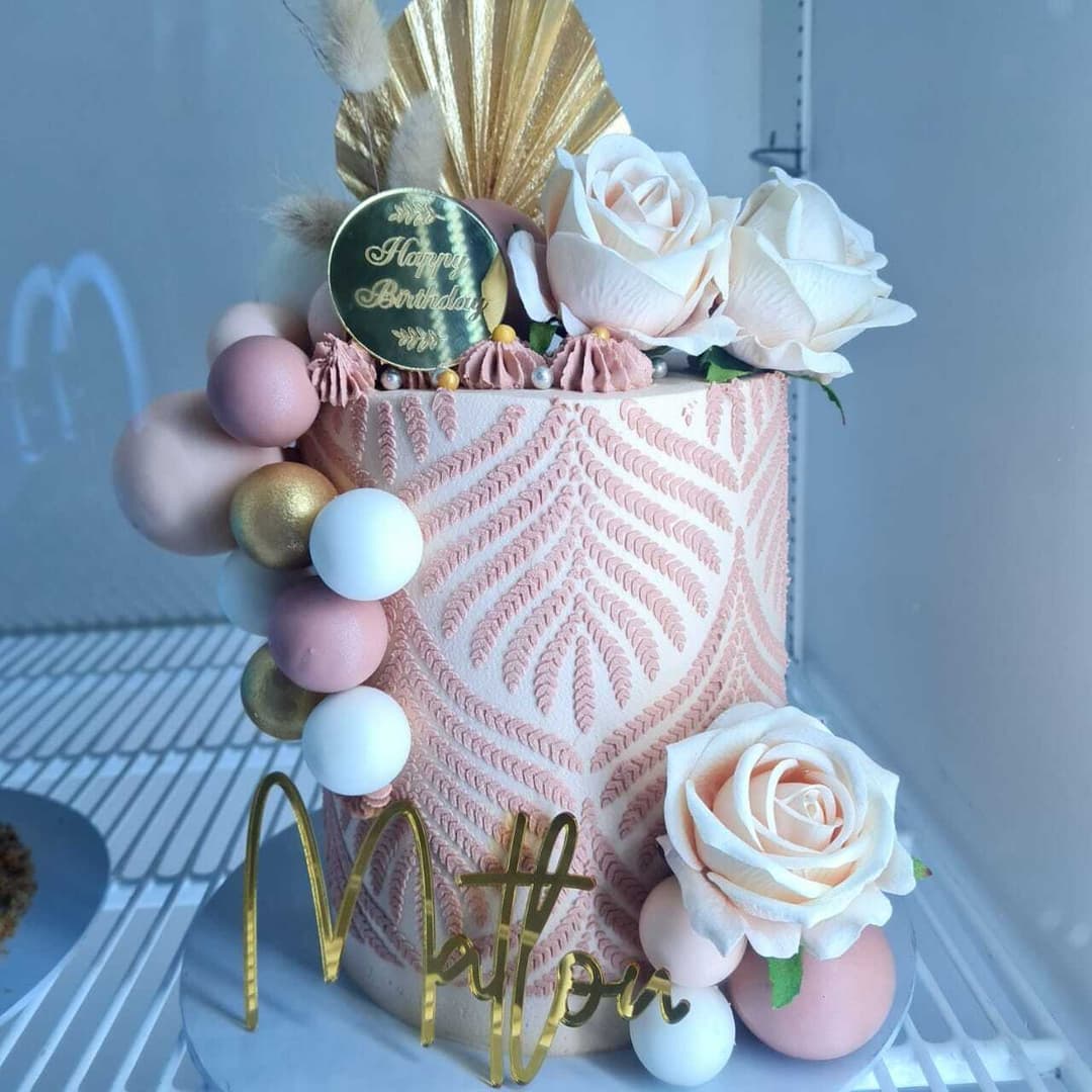 Nude Stencil Cake